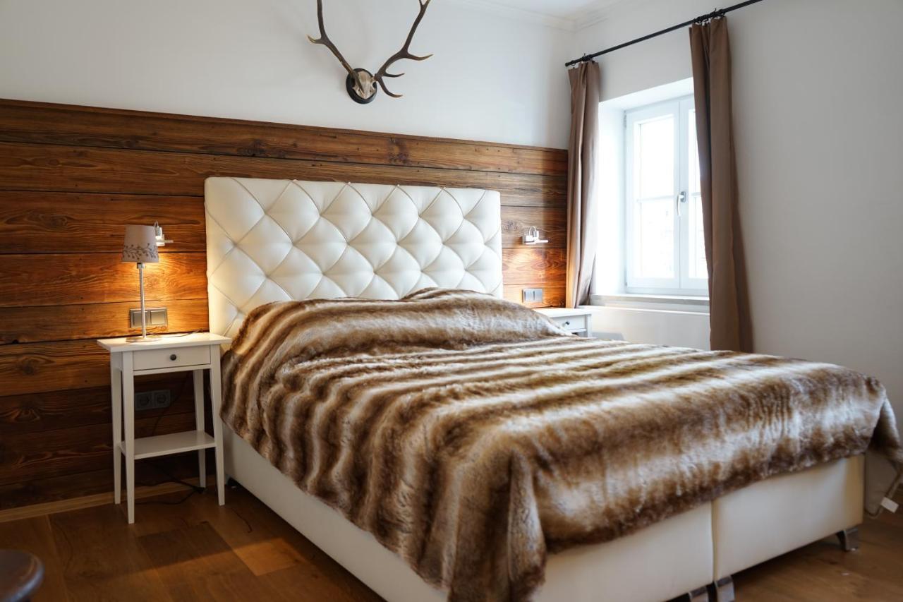 Mara Restaurant & Hotel Dießen am Ammersee エクステリア 写真